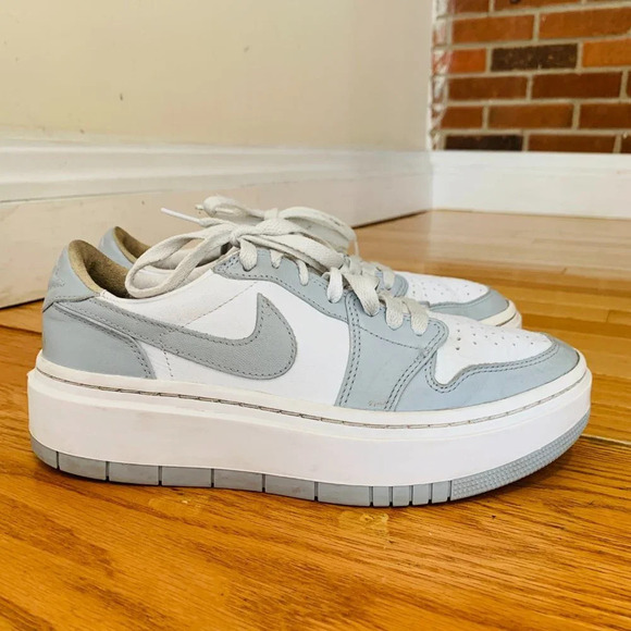 Air Jordan 1 Elevate Low Women's Size 8.5 White/Wolf Grey-White DH7004-100 - Picture 1 of 16